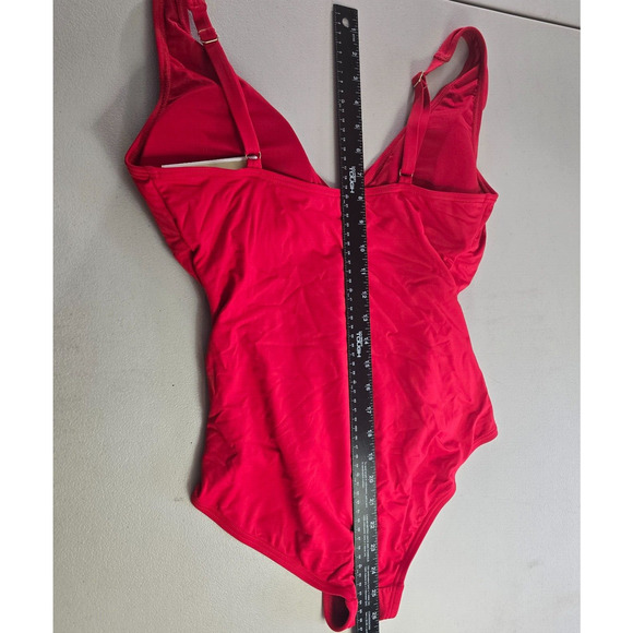 Michael Kors One Piece Swimsuit Women's 14 Red Cruise 2020 Crossover NWT - Picture 11 of 16